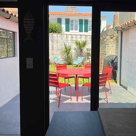 Elegante Maison Familiale Au Coeur Des Remparts De La Citadelle Le Château-dʼOléron Exterior foto